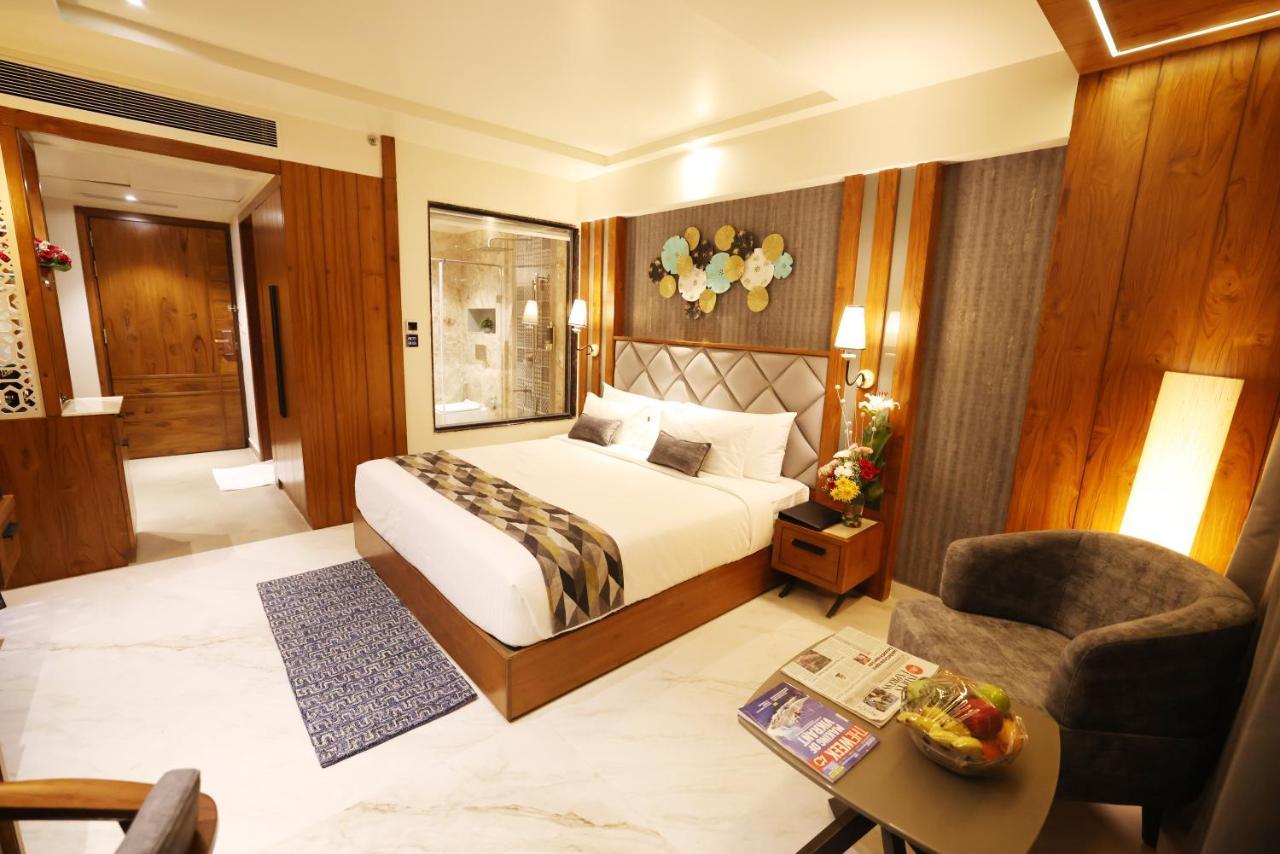 Aj Grand Hotel Mangalore Buitenkant foto